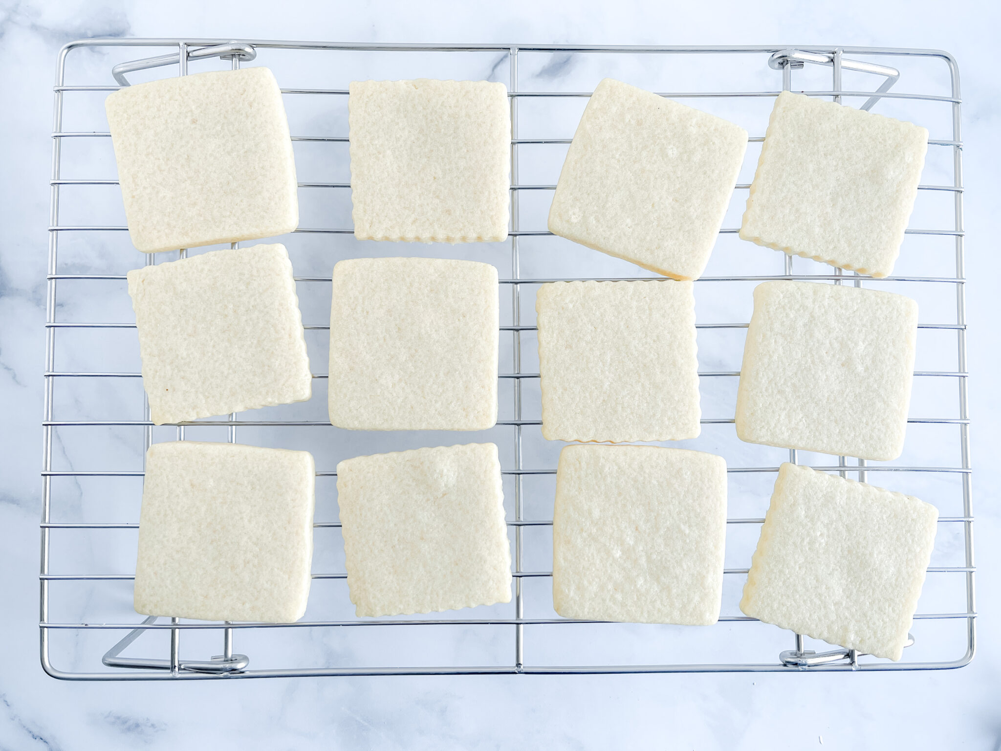 The Ultimate Guide to Royal Icing Cookie Decorating For Beginners