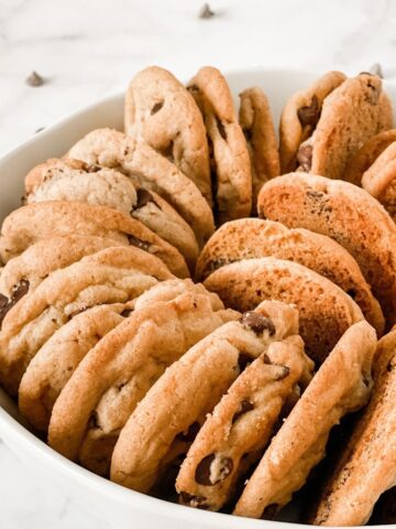 crisco chocolate chip cookies in a bowl